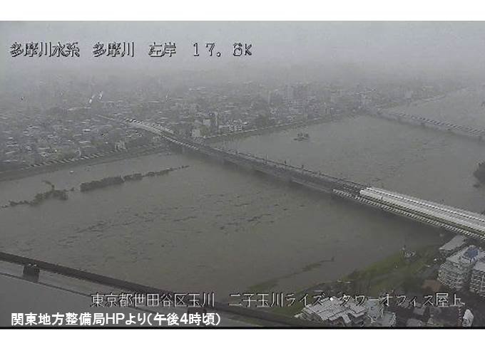 氾濫の恐れ12日、関東地方整備局と気象庁から、埼玉県と東京都を流れる荒川や、東京都から神奈川県を流れる多摩川に「氾濫危険情報」が発表されました