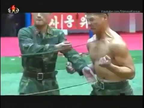 北朝鮮の軍事訓練面白い