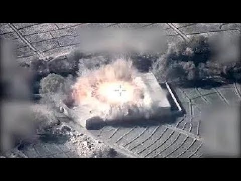 タリバンの訓練キャンプが空爆される瞬間!