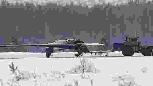 俄羅斯新壹代隱身無人機，外形很像B2，可對目標進行致命打擊